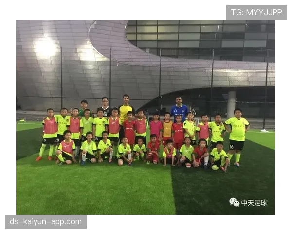 俱乐部启动冬训计划强化球员体能与技战术储备，足球冬训计划怎么写